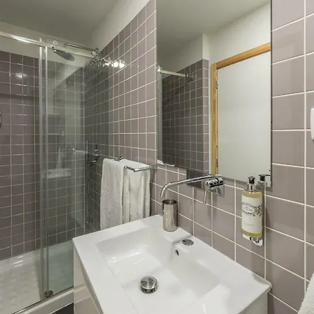 Street Sa De Noronha (adults Only) Apartment Porto