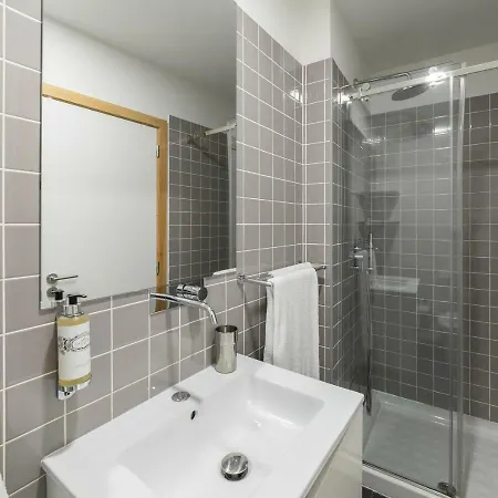Street Sa De Noronha (adults Only) Apartment Porto