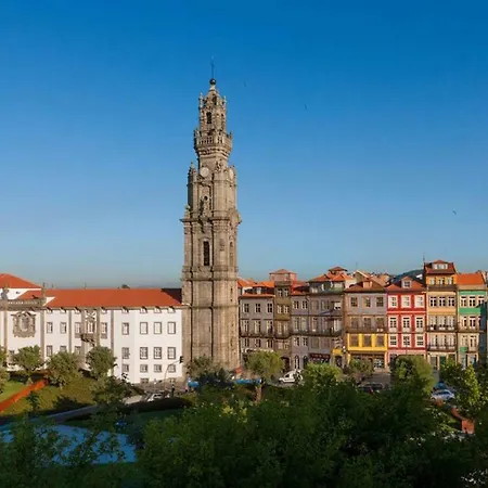 Street Sá De Noronha Oporto