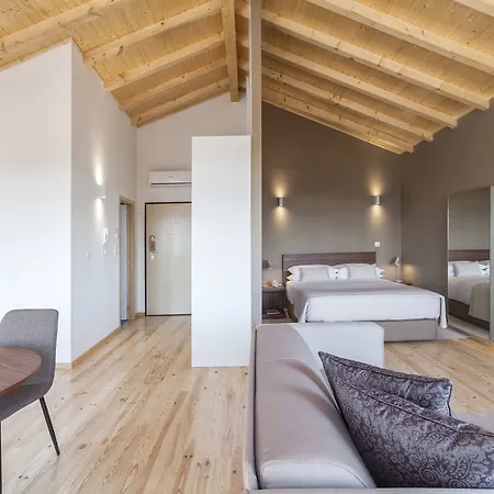 Street Sa De Noronha (adults Only) * Porto