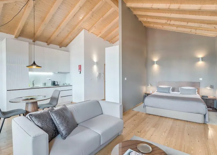 Διαμέρισμα Street Sa De Noronha (adults Only)